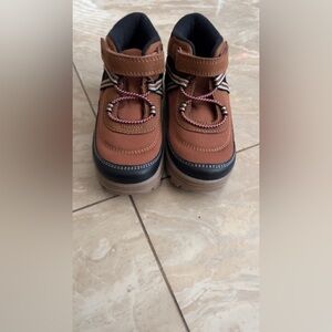 Carter’s Toddler Boys Boots Size 11 – Brown/Black, Brand New
